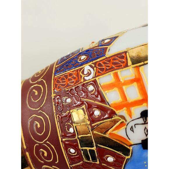 Mini Japanese Vase Geisha Portrait 3 3/4" Porcelain Gold Trim 70's Asian Vintage - Picture 13 of 16